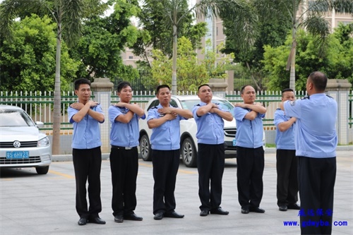 郵儲(chǔ)銀行阜陽(yáng)市分行為保安公司送“清涼”